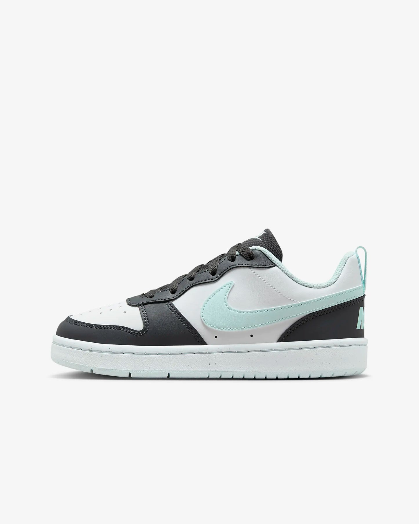 Nike Court Borough Low