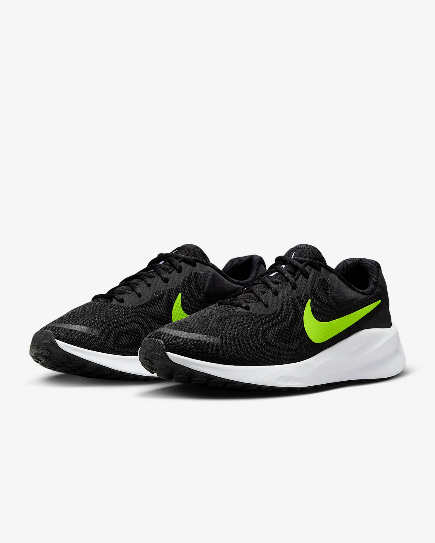 Nike Revolution 7