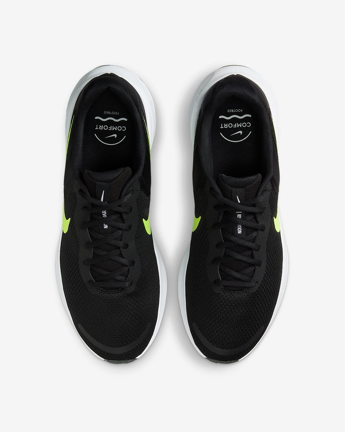 Nike Revolution 7