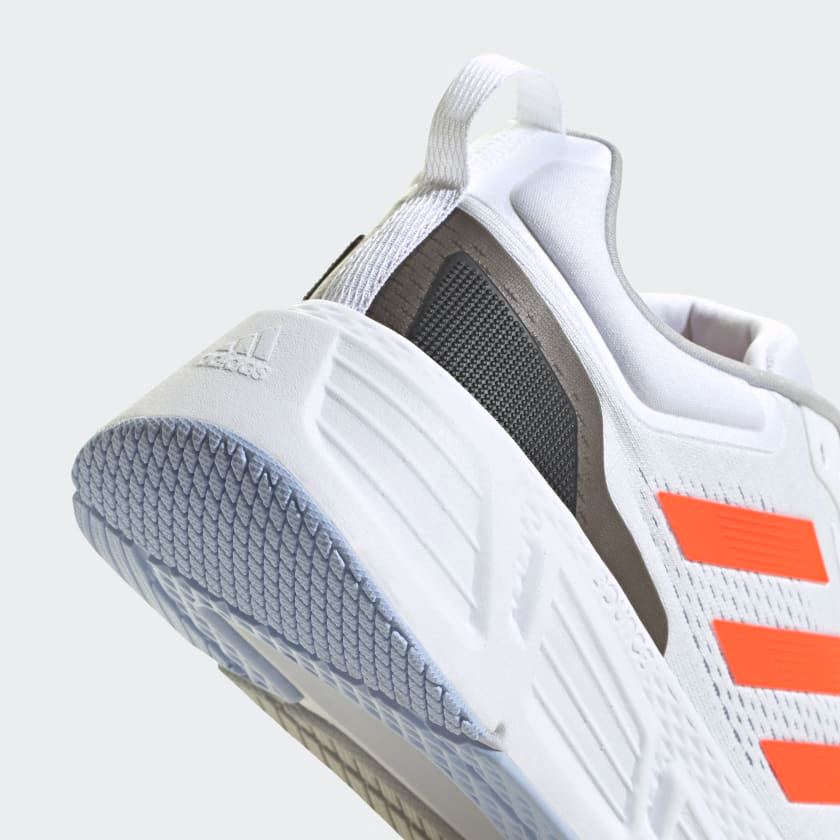 Adidas Questar
