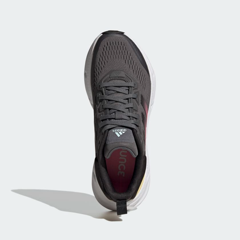 Adidas Questar