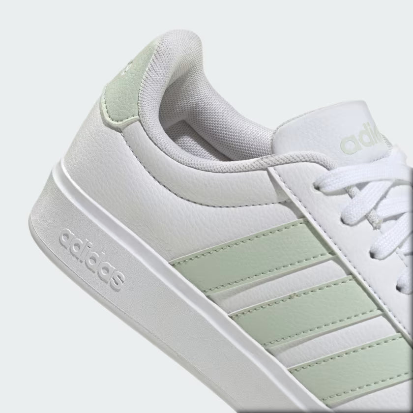Adidas Streettalk
