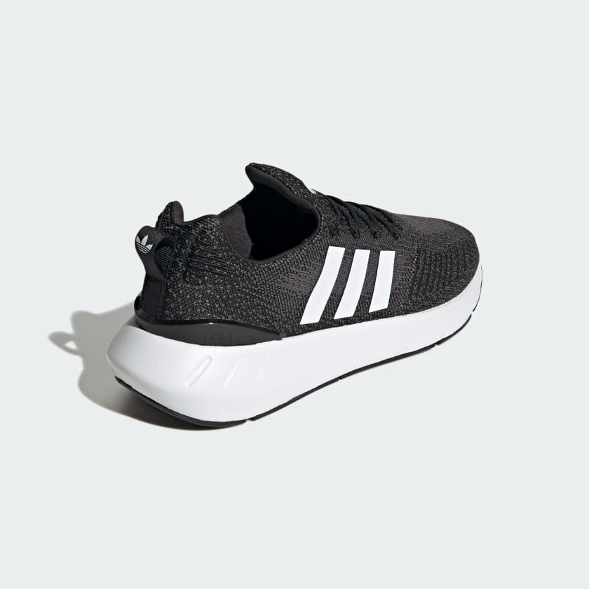 Adidas Swift Run 22