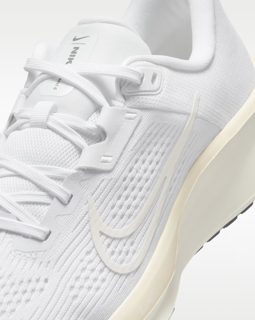 Nike Quest 6