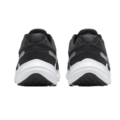 Nike Quest 5
