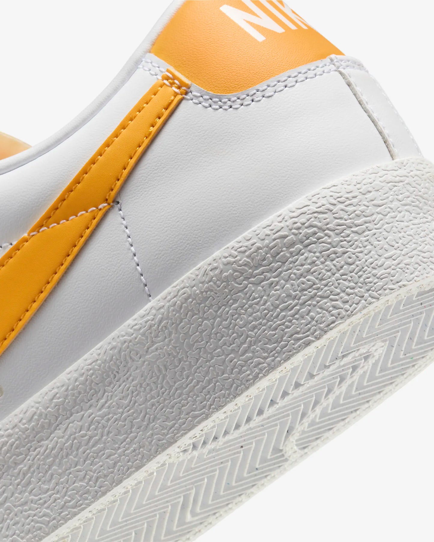 Nike Blazer Low '77