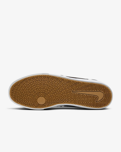 Nike Charge Canvas