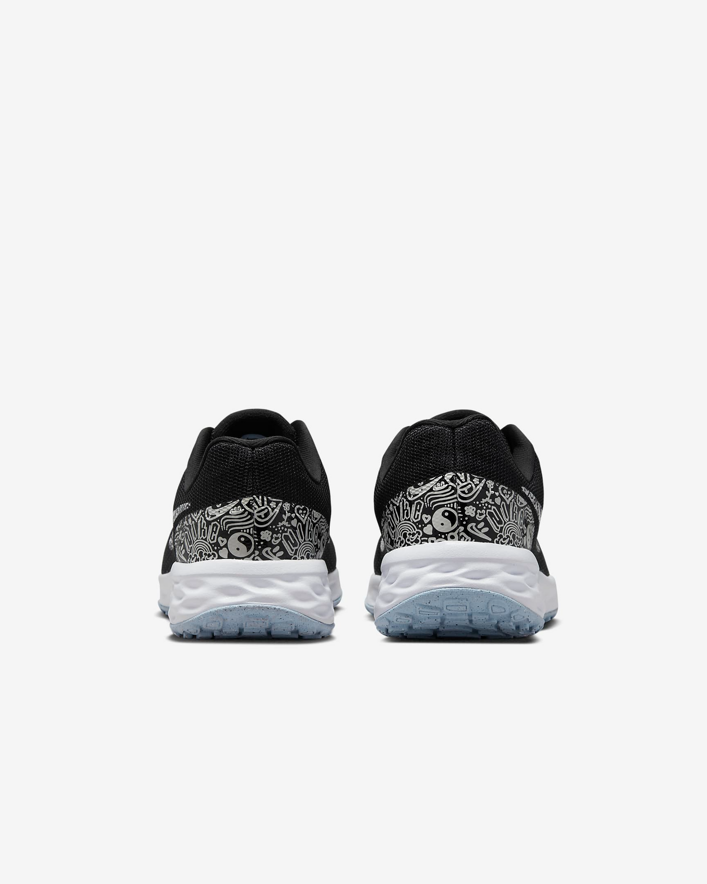 Nike Revolution 6