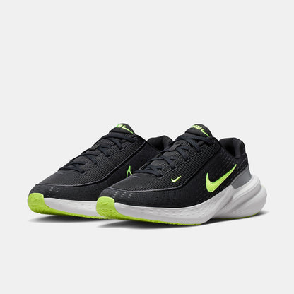 Nike Uplift SC