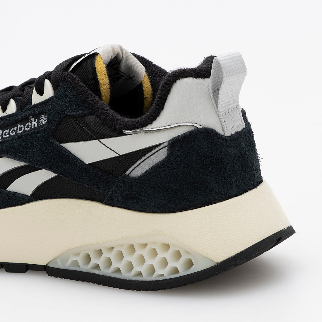Reebok Classic Hexalite
