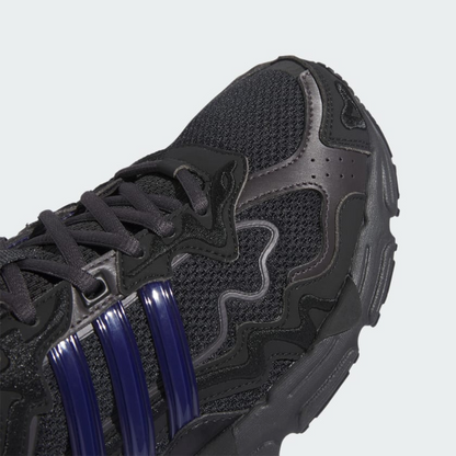 Adidas Bad Bunny Response CL